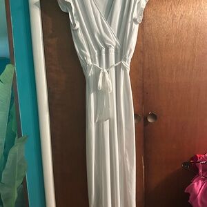 Express white long dress with slit. XL